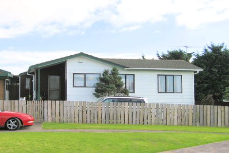 Photo of property in 16 Oreti Place, Clover Park, Auckland, 2019