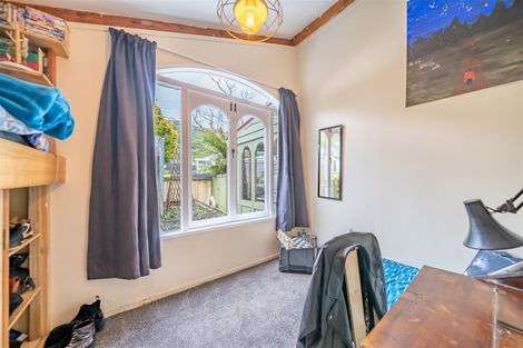 Photo of property in 64 Larchmont Grove, Totara Park, Upper Hutt, 5018