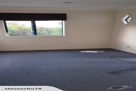 Photo of property in 152a Newlands Road, Newlands, Wellington, 6037