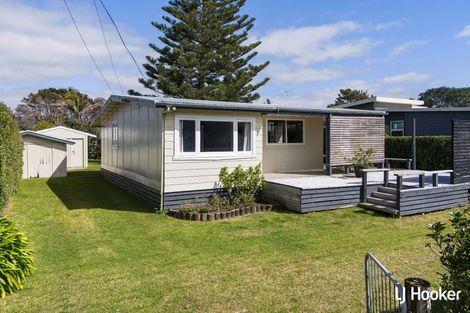 Photo of property in 84 Seaforth Road, Waihi Beach, 3611