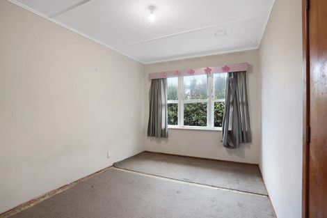 Photo of property in 53 Tiroroa Avenue, Te Atatu South, Auckland, 0610