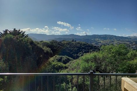 Photo of property in 28 The Quarterdeck, Whitby, Porirua, 5024