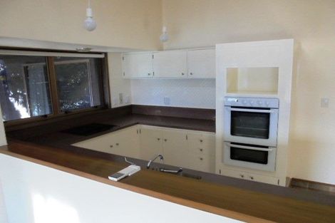 Photo of property in 5a Seapoint Road, Bluff Hill, Napier, 4110