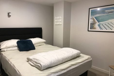 Photo of property in Terrace Heights Apartments, 8b/163 The Terrace, Wellington Central, Wellington, 6011