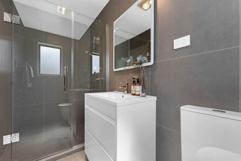 Photo of property in 17 Greenbrier Street, Westgate, Auckland, 0814