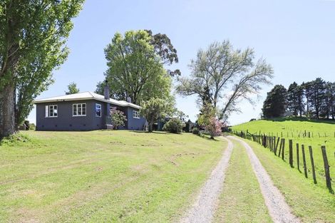 Photo of property in 1183 Masterton Stronvar Road, Wainuioru, Masterton, 5890