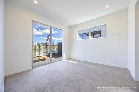 Photo of property in 77d Schoolside Road, Kumeu, 0810