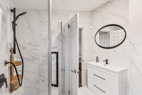 Photo of property in 87 Glengarry Road, Glen Eden, Auckland, 0602