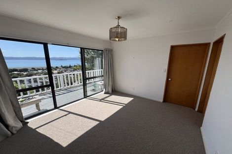 Photo of property in 15 Karaka Street, Eastbourne, Lower Hutt, 5013