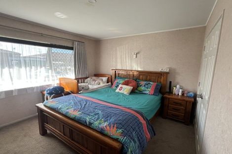 Photo of property in 1/12 Duke Street, Papakura, 2110