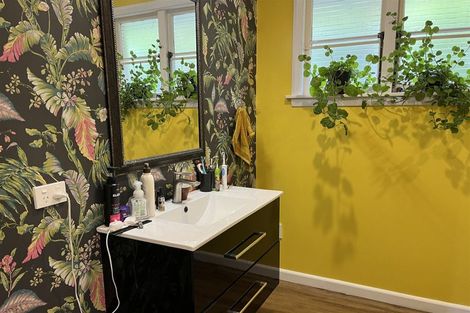 Photo of property in 18 Bridle Path Road, Heathcote Valley, Christchurch, 8022