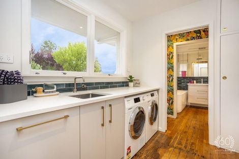 Photo of property in 14 Yeovil Place, St Albans, Christchurch, 8052