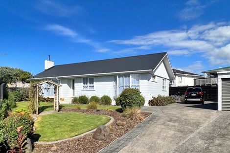 Photo of property in 12b Oleander Place, Bell Block, New Plymouth, 4312