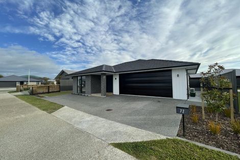 Photo of property in 72 Tabraham Crescent, Pyes Pa, Tauranga, 3112