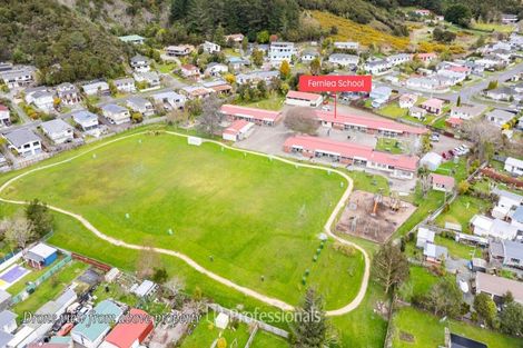 Photo of property in 21 Hay Street, Wainuiomata, Lower Hutt, 5014