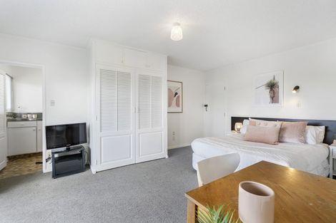 Photo of property in 213 Jervois Road, Herne Bay, Auckland, 1011