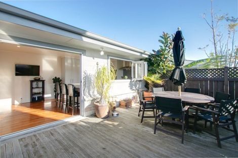 Photo of property in 12 Maadi Road, Onekawa, Napier, 4110