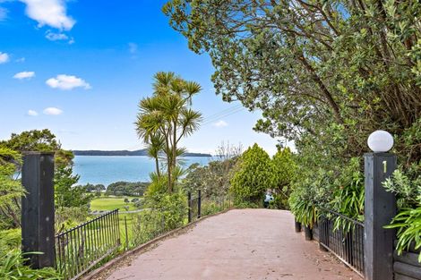 Photo of property in 1 Jackson Crescent, Mahurangi East, Warkworth, 0982