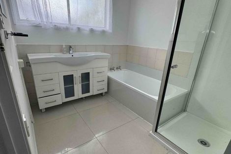 Photo of property in 741 East Coast Road, Browns Bay, Auckland, 0630