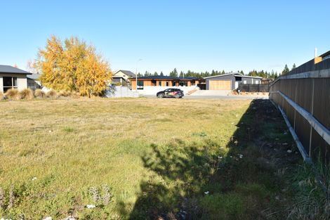 Photo of property in 16 Rhoboro Road, Twizel, 7901