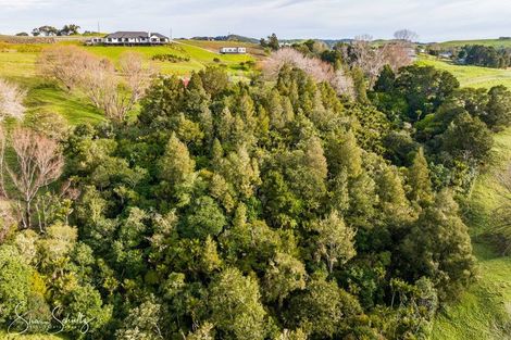 Photo of property in 16 Nikau Lane, Maungaturoto, 0520