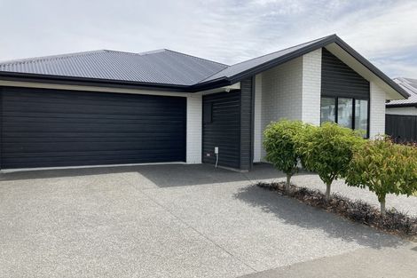 Photo of property in 25 William Nicholls Drive, Belfast, Christchurch, 8051