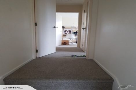 Photo of property in 2/15 Witheford Drive, Bayview, Auckland, 0629