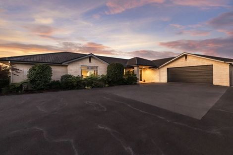 Photo of property in 30 Sunnyside Road, Coatesville, 0793