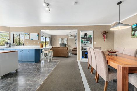 Photo of property in 521 Hickford Road, Foxton, 4891