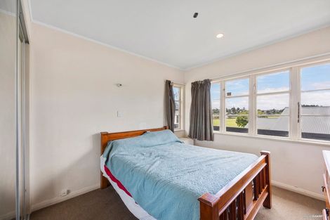 Photo of property in 2/27 Hillcrest Road, Papatoetoe, Auckland, 2025