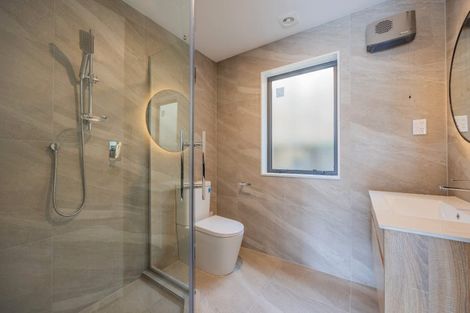 Photo of property in 3a Nor'east Drive, Northcross, Auckland, 0632