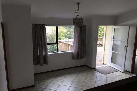 Photo of property in 38 Beaudine Avenue, Glenfield, Auckland, 0629