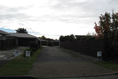 Photo of property in 7 Honeysuckle Place, Northcote, Christchurch, 8052