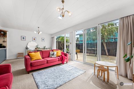 Photo of property in 3/371 Muritai Road, Eastbourne, Lower Hutt, 5013