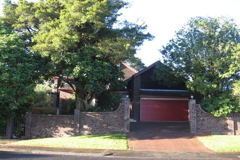 Photo of property in 9 Scenic Drive, Hillpark, Auckland, 2102