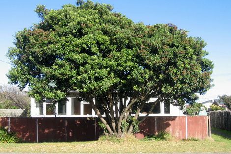 Photo of property in 11a Toi Street, Otaki Beach, Otaki, 5512