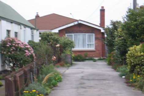Photo of property in 19 Oxford Street, South Dunedin, Dunedin, 9012