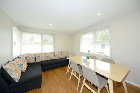 Photo of property in 3 Shirldale Place, Avonhead, Christchurch, 8042