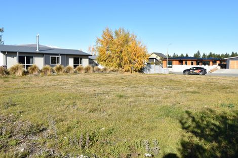 Photo of property in 16 Rhoboro Road, Twizel, 7901