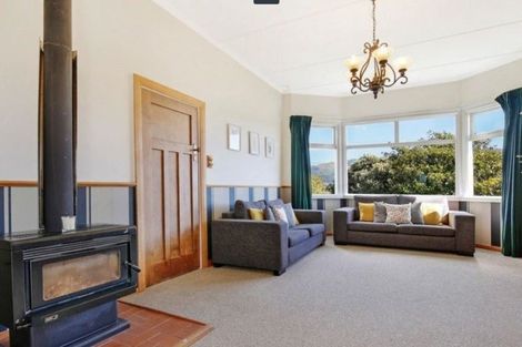 Photo of property in 33 Awatea Street, Ranui, Porirua, 5024