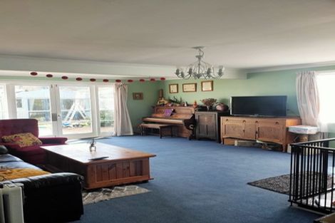 Photo of property in 1145 High Street, Taita, Lower Hutt, 5011