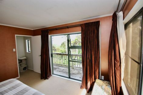 Photo of property in 41 Tarapatiki Drive, Whitianga, 3510