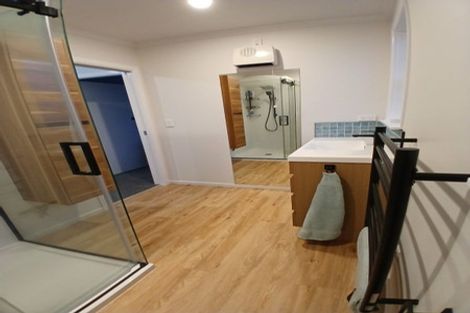 Photo of property in 7 Harlech Street, Levin, 5510