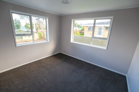 Photo of property in 1/191 Don Buck Road, Massey, Auckland, 0614