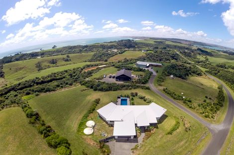 Photo of property in 56 Te Ahiawa Road, Raglan, 3297