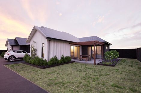 Photo of property in 15 Cassin Place, Taradale, Napier, 4112