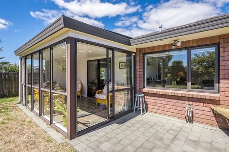 Photo of property in 60 The Drive, Paraparaumu Beach, Paraparaumu, 5032
