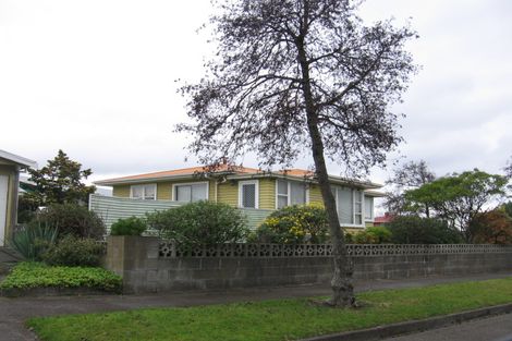 Photo of property in 9 Mahia Place, Kelvin Grove, Palmerston North, 4414