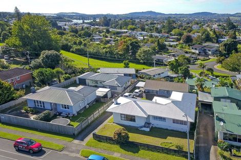 Photo of property in 1124 Cameron Road, Gate Pa, Tauranga, 3112