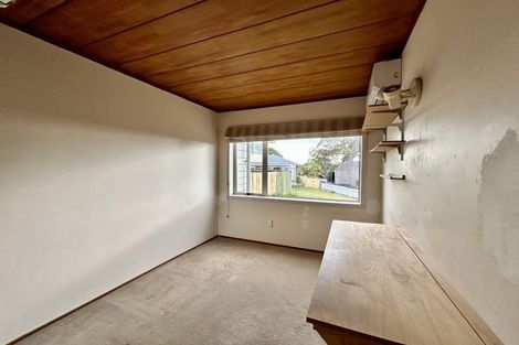 Photo of property in 25 St Simon Place, Botany Downs, Auckland, 2010